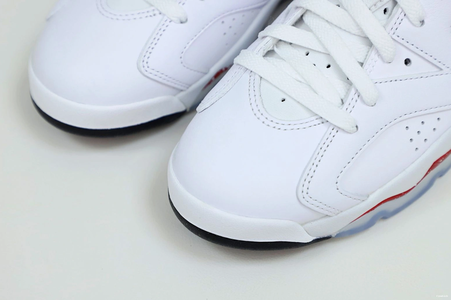 AIR RED OREO JORDAN 6 1203